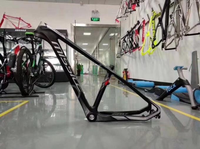 Diseño modificado para requisitos particulares marco completo ligero de la pintura de la bici del carbono de Hardtail