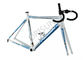 Color azul del marco de aluminio ligero de la bici 700C con una bifurcación de la parte superior de la forma proveedor